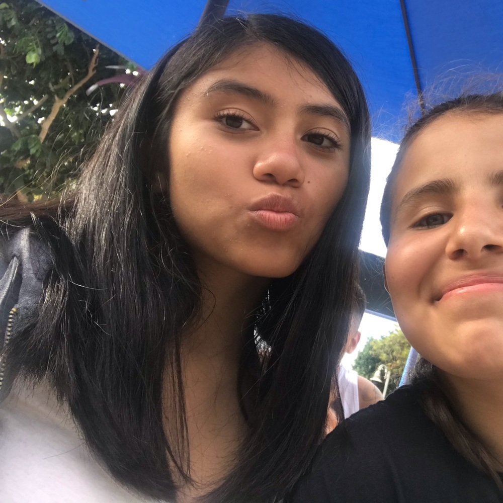 Meet your Posher, Maya